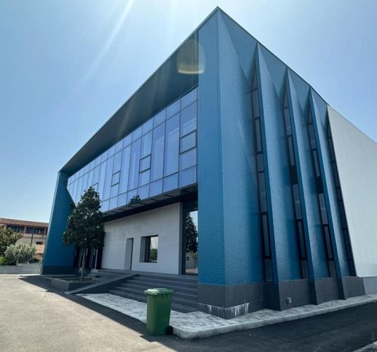 Εγκαταστάσεις γραφείων στην Αλβανία